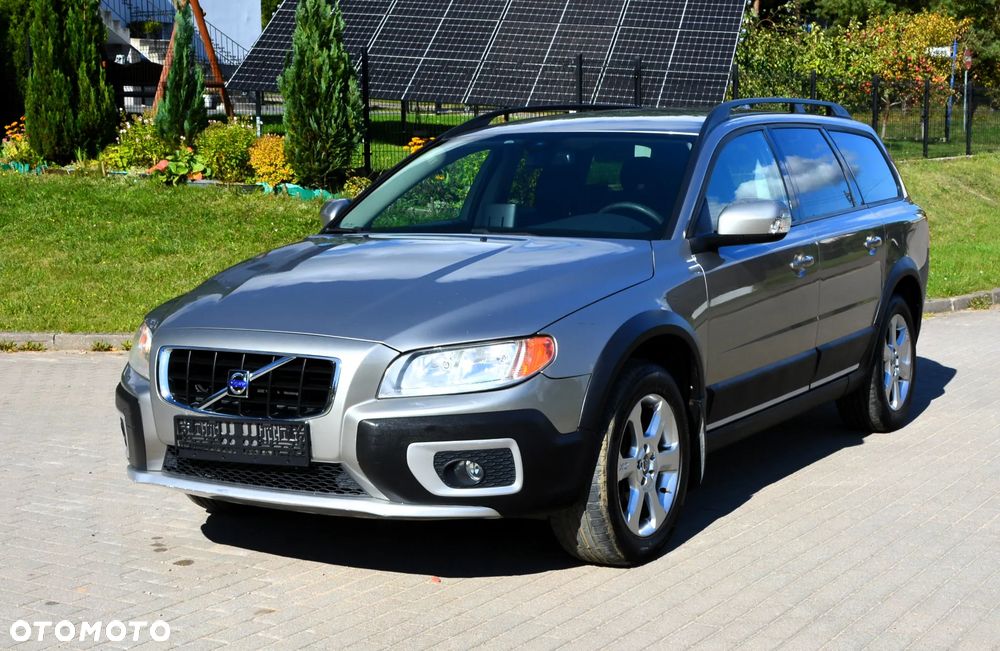Volvo XC 70 D5 AWD Summum - 1