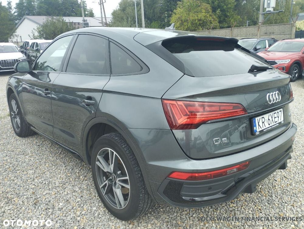 Audi Q5 Sportback - 4