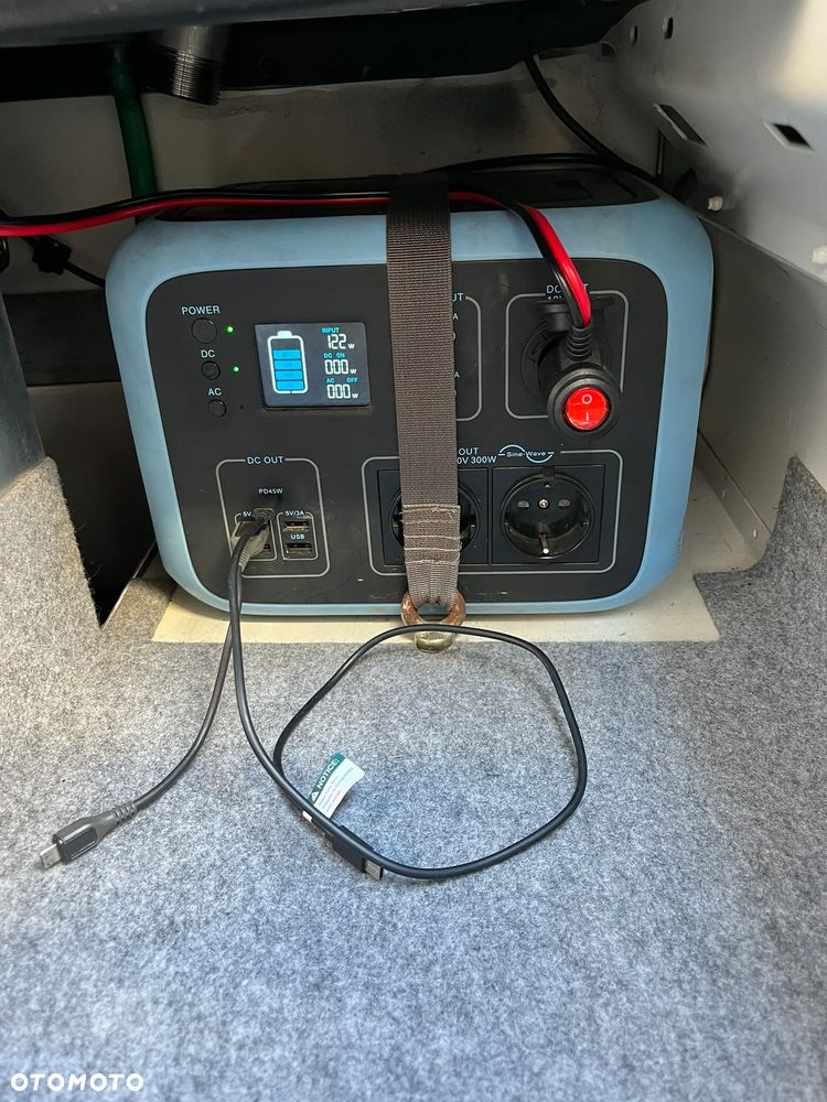 Land Rover Defender 90 2.4 TD4 S - 27