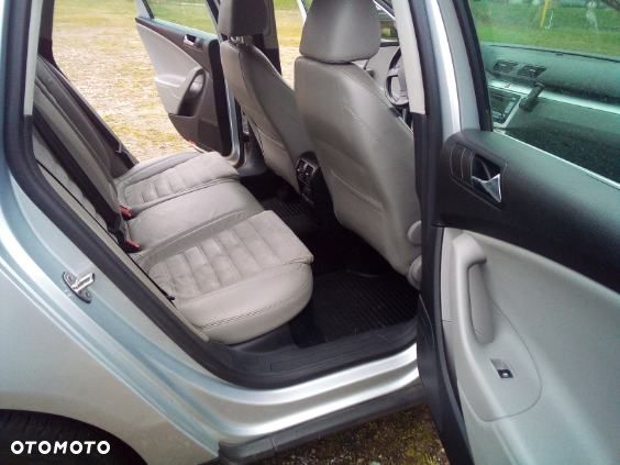 Volkswagen Passat Variant 2.0 TDI DPF DSG Highline - 3