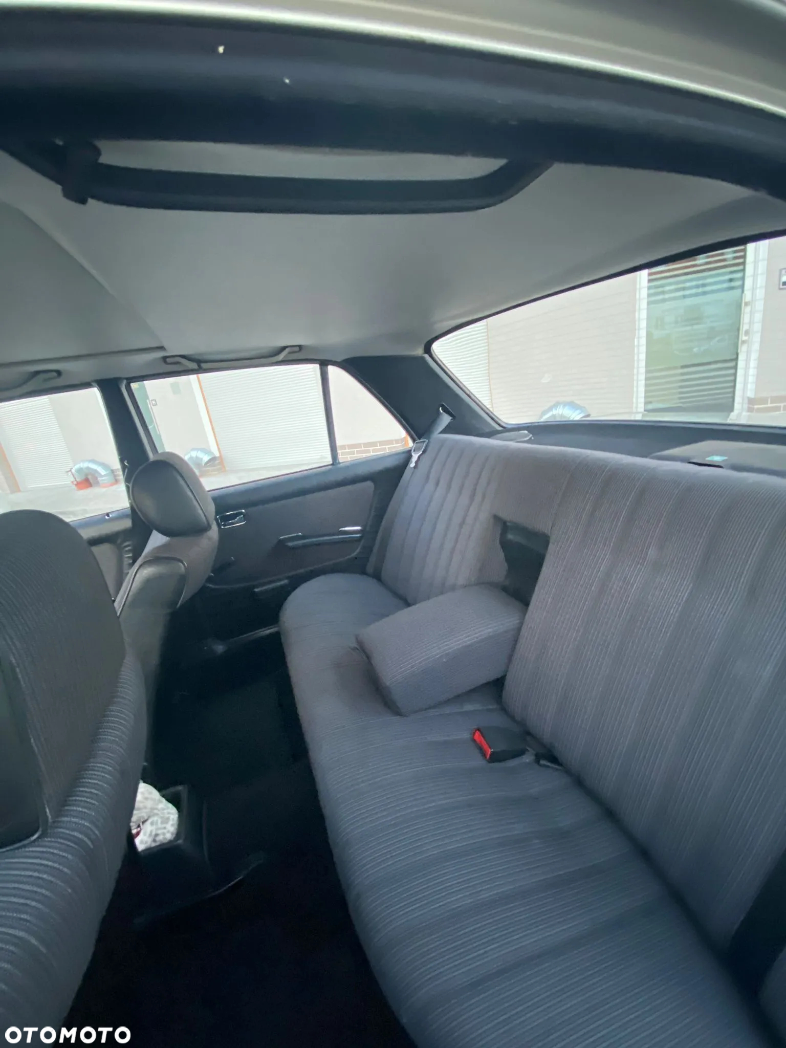 Mercedes-Benz W123 - 15