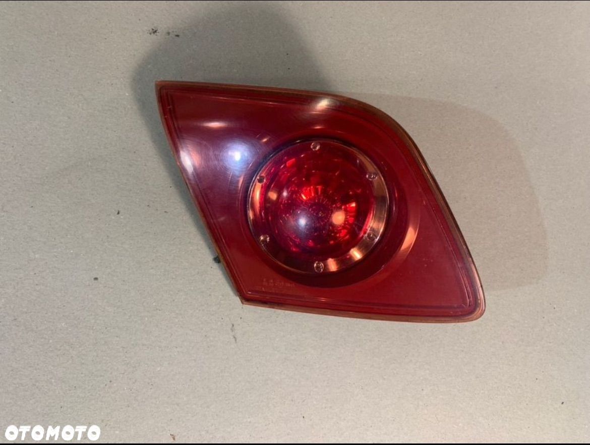 Lampa tył tylna prawa lub lewa 5d klapa mazda 3 bk - 1