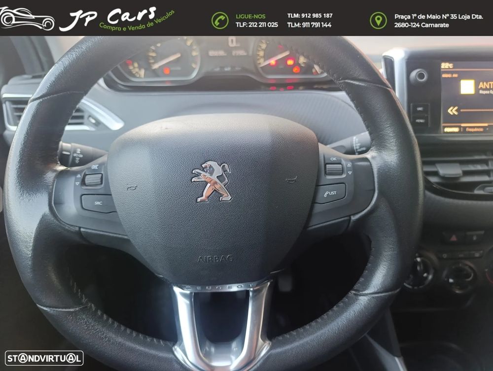 Peugeot 2008 1.2 PureTech Style - 7