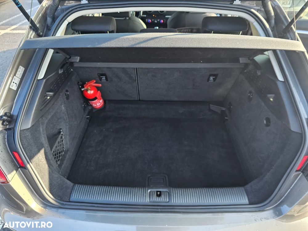 Audi A3 1.6 TDI (clean diesel) S line Sportpaket - 4