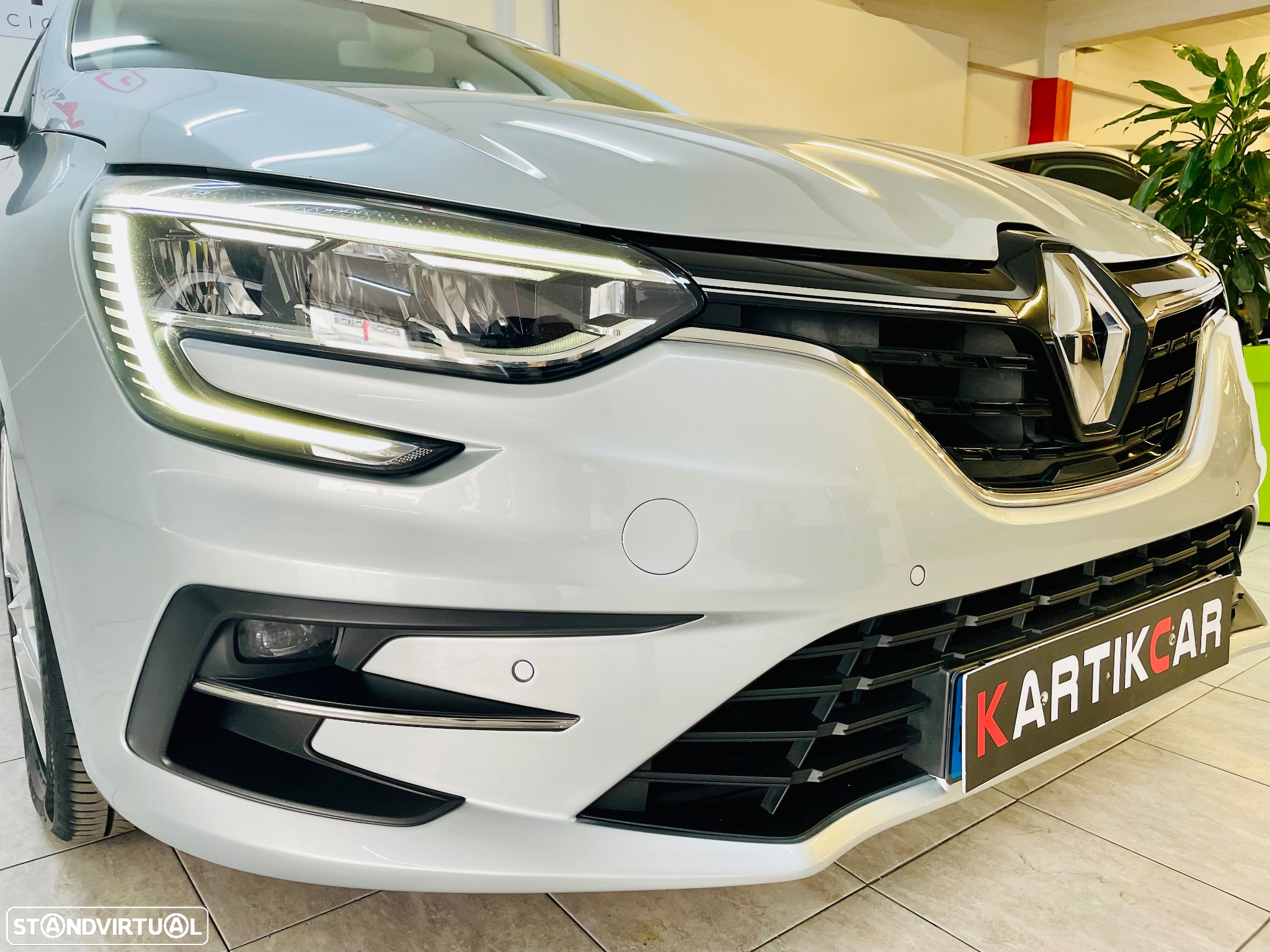 Renault Mégane Sport Tourer BLUE dCi 115 INTENS - 5