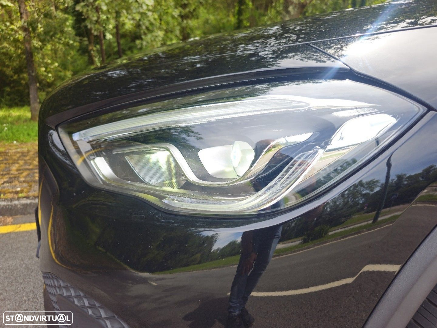 Mercedes-Benz GLA 180 d 8G-DCT - 4