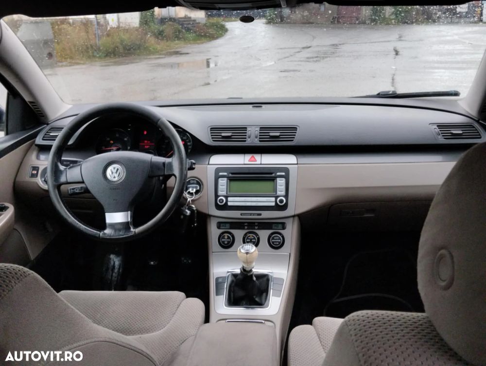 Volkswagen Passat Variant 2.0 TDI DPF Highline - 7