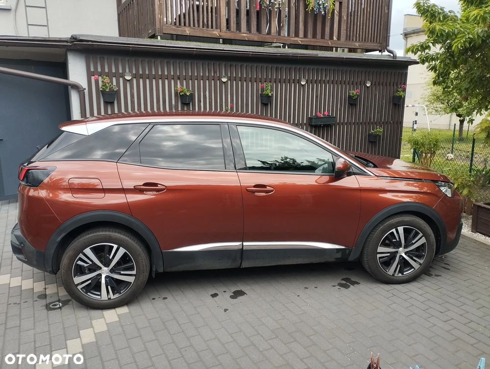 Peugeot 3008 1.2 PureTech Allure S&S - 7