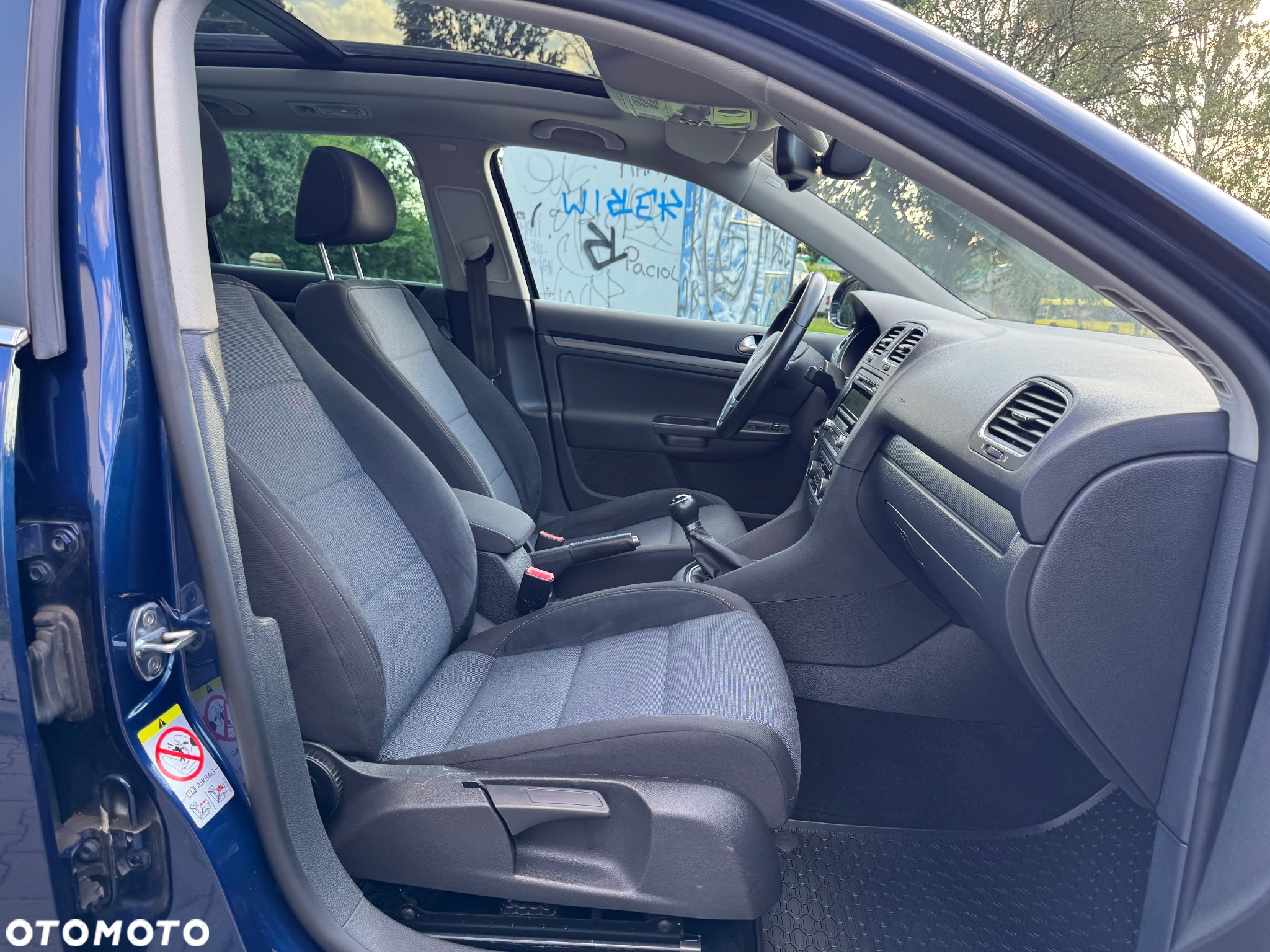 Volkswagen Golf 1.2 TSI BlueMotion Technology MATCH - 15
