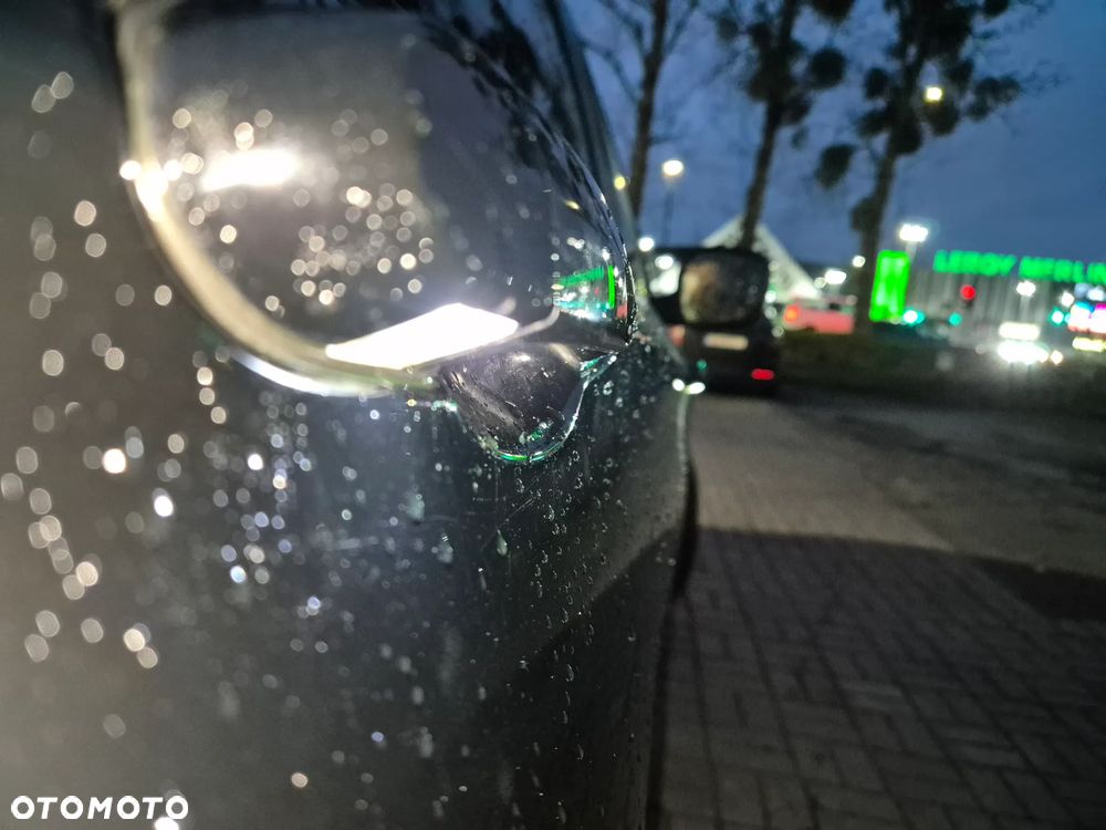 BMW X1 sDrive20d - 6