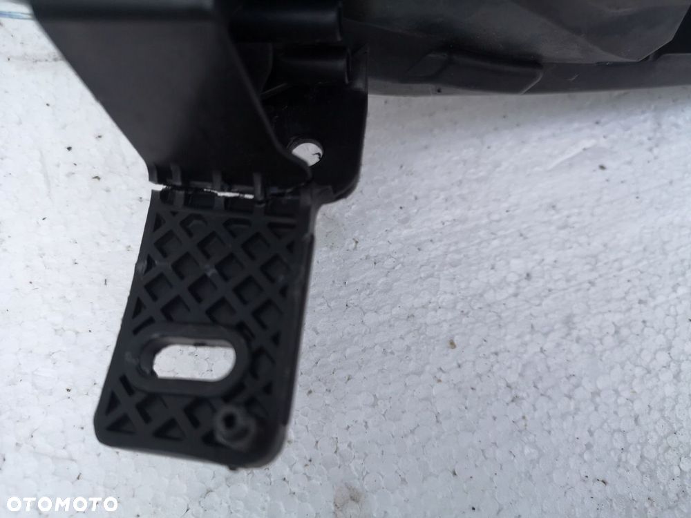 Lampa przednia Ford Fiesta Mk8 led - 5