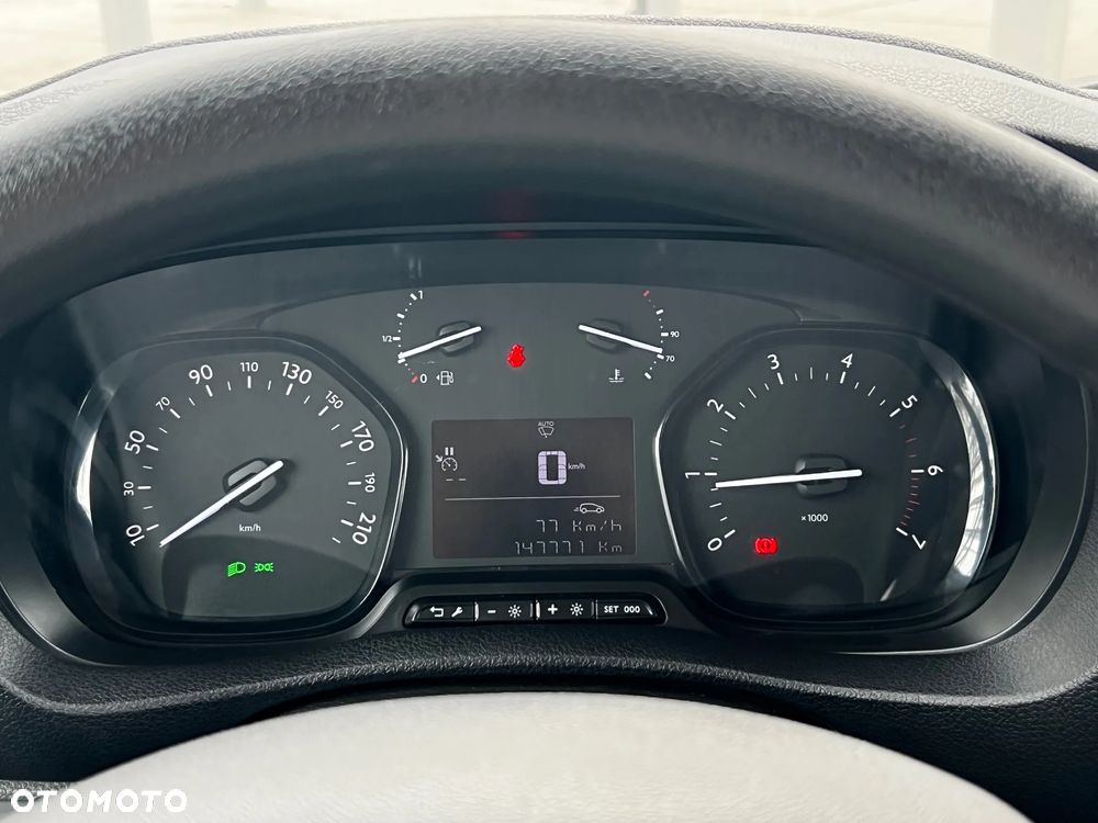 Opel Vivaro Kombi Long 3,1t Enjoy - 18