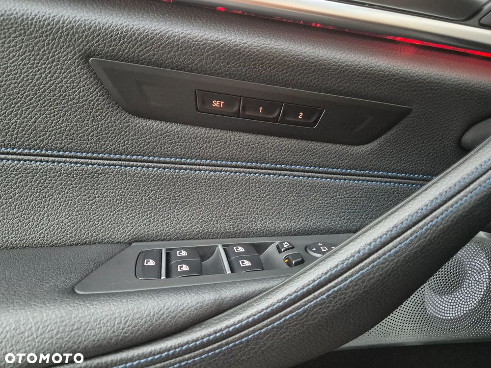BMW Seria 5 540d xDrive M Sport Edition - 31
