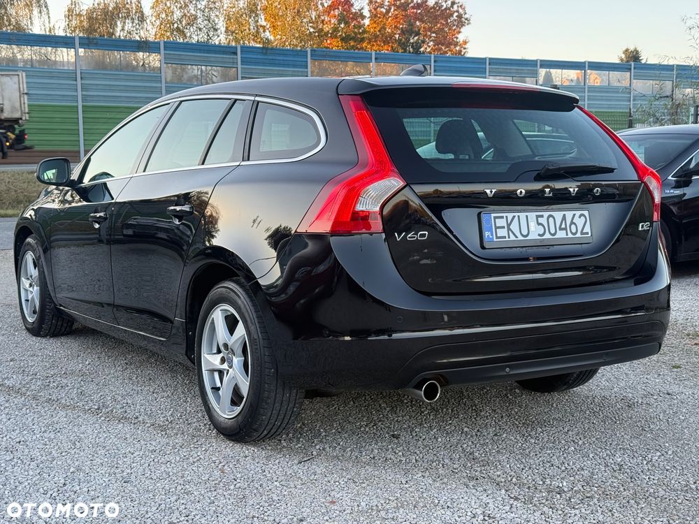 Volvo V60 D2 Summum - 7