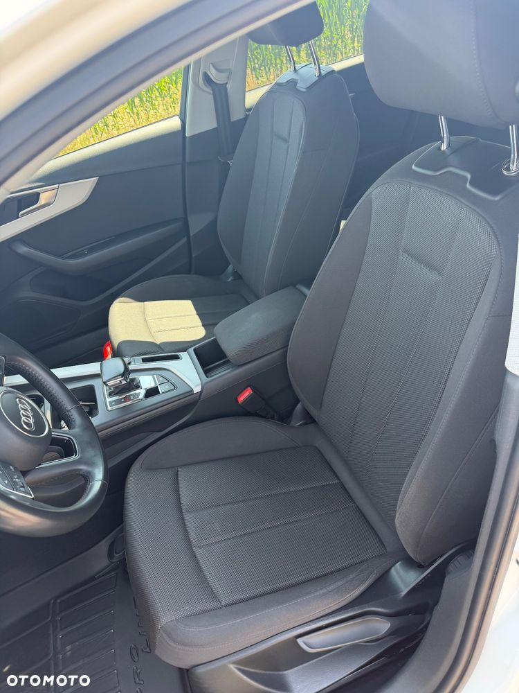 Audi A4 Limousine 35 TFSI mHEV S Line S tronic - 16