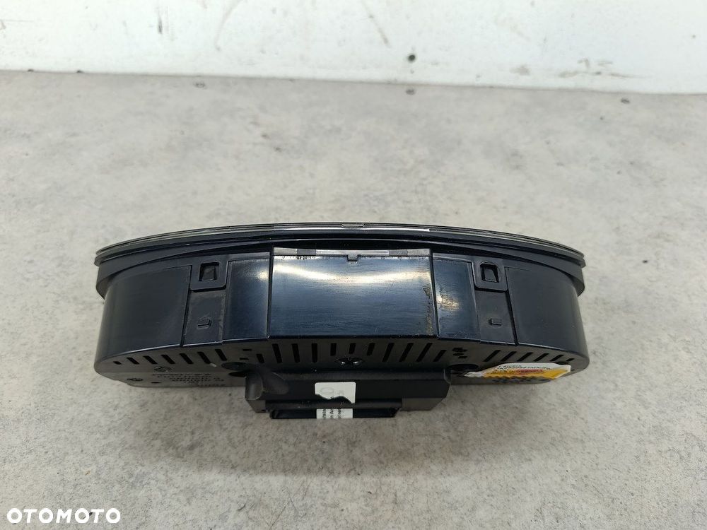 LICZNIK VW GOLF V 1K0920851MX  V0021000 1.4 16V - 9