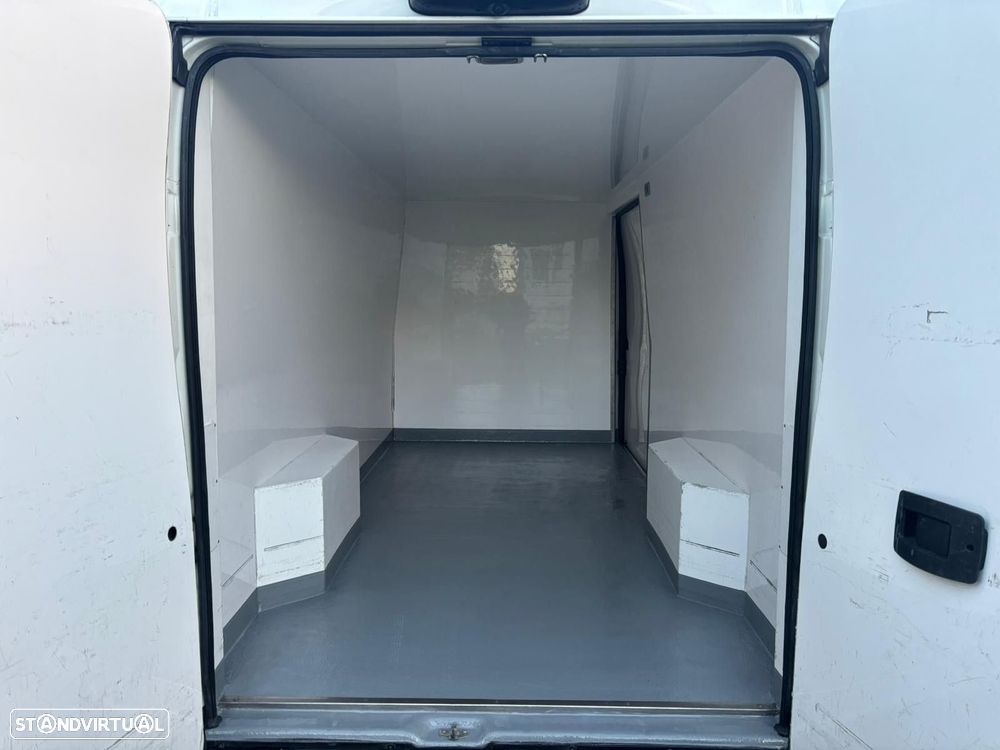Citroën Jumper 2.2 BlueHDi 140cv L4 H2 - IVA - FIBRADA - ISOTÉRMICA - 2