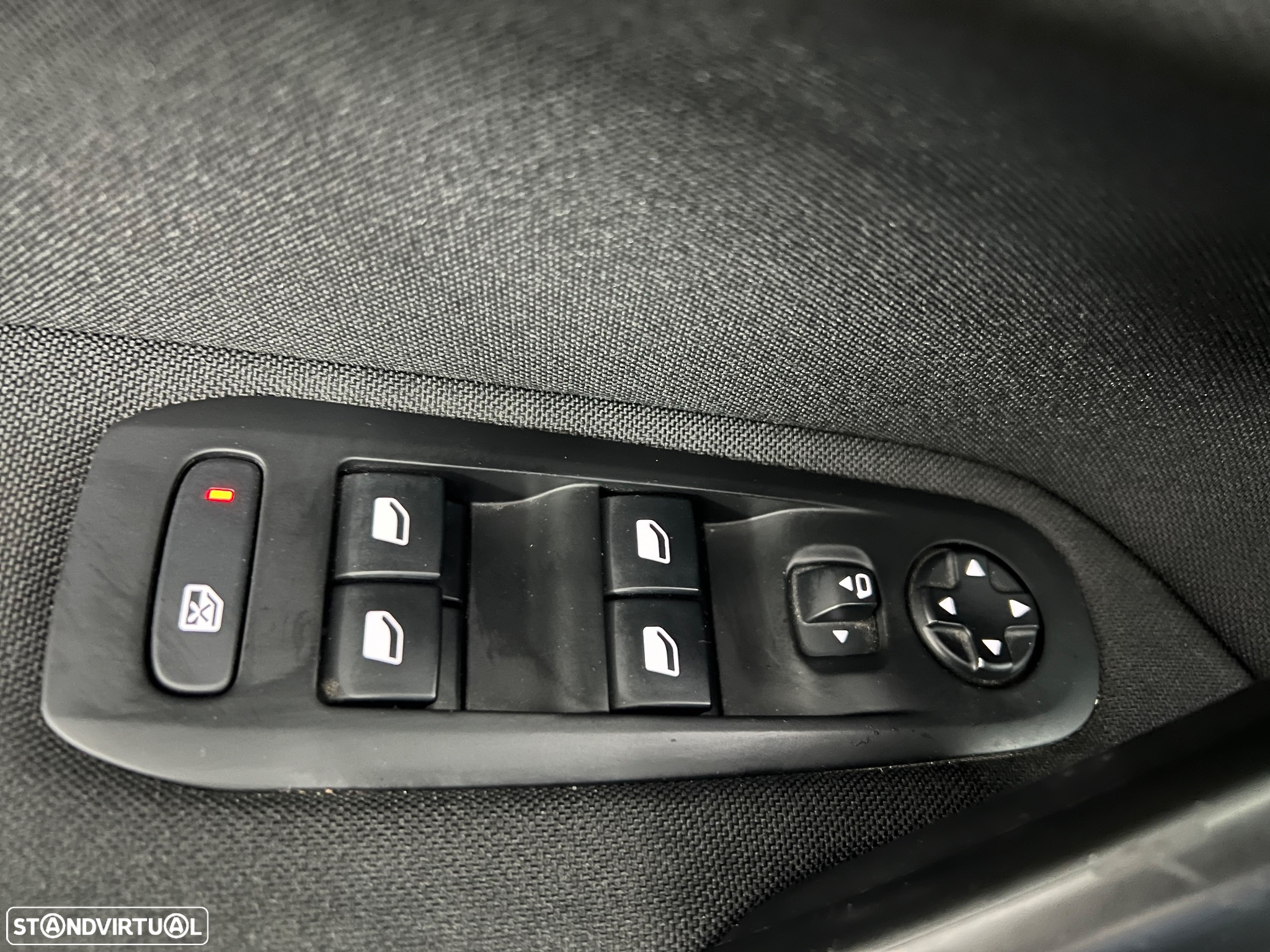 Peugeot 308 SW BlueHDi 120 EAT6 Stop & Start Active - 28