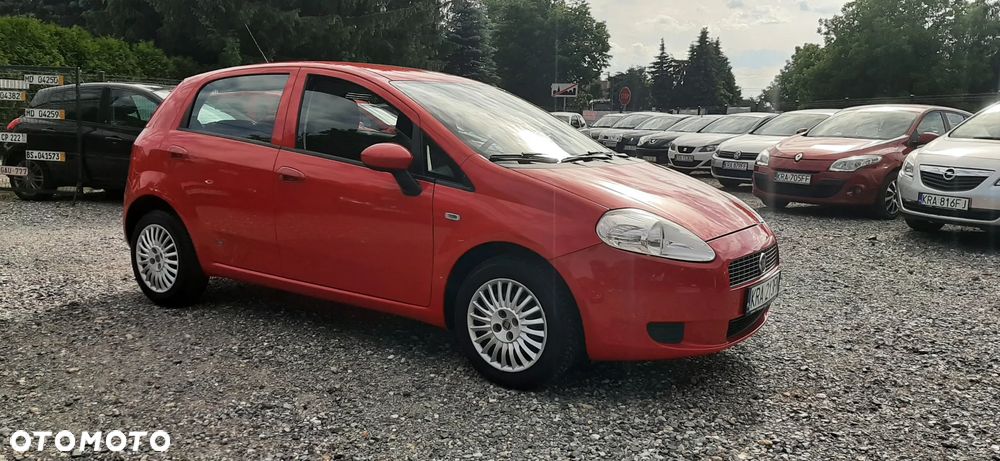 Fiat Grande Punto - 25
