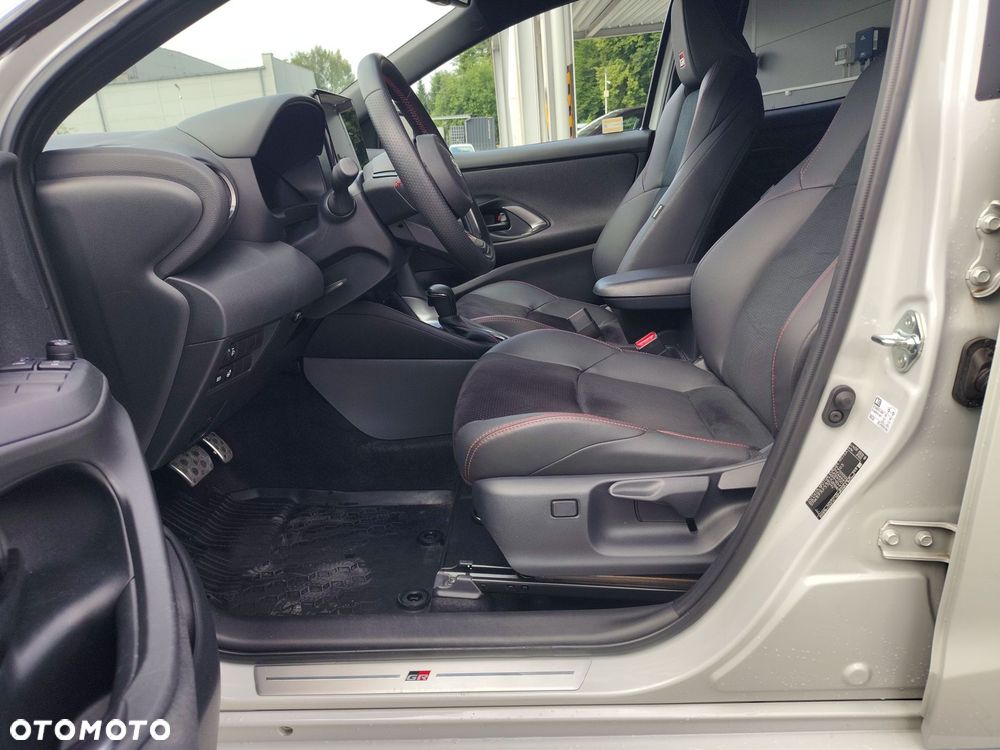 Toyota Yaris - 9