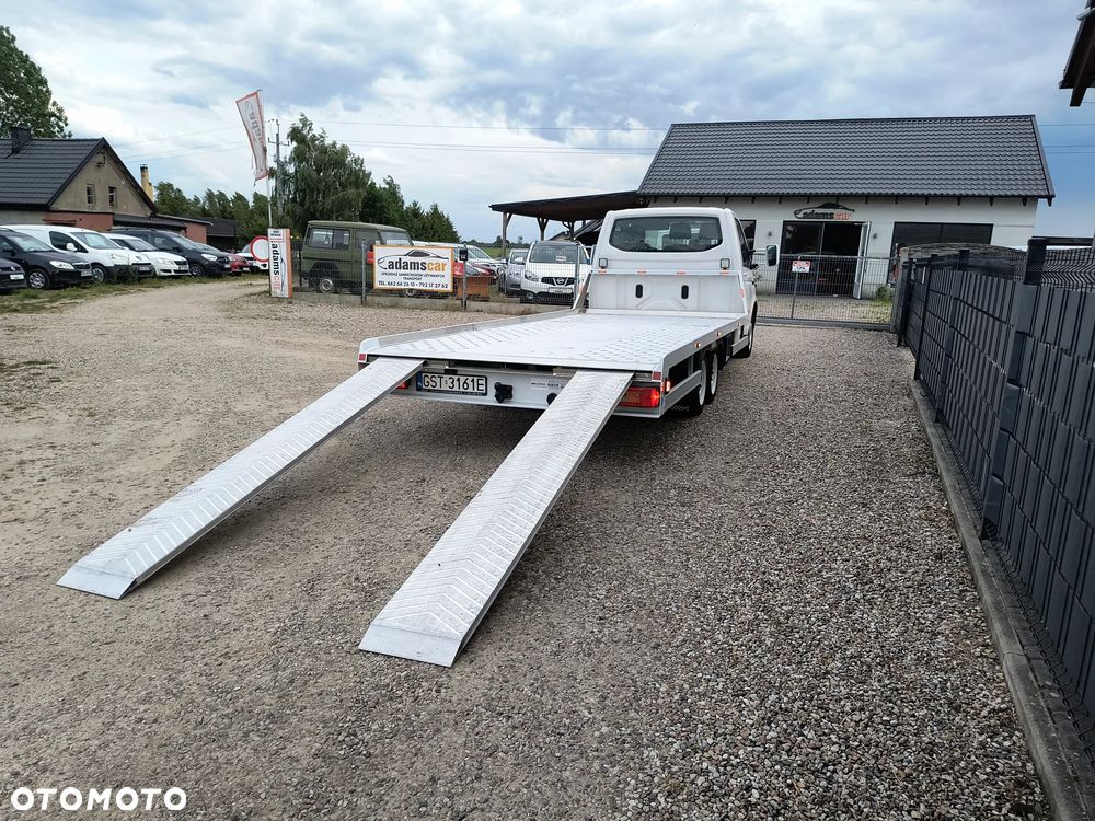 Volkswagen transporter t6 - 12