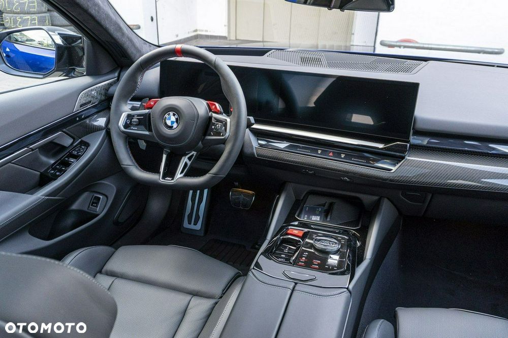 BMW M5 xDrive - 22