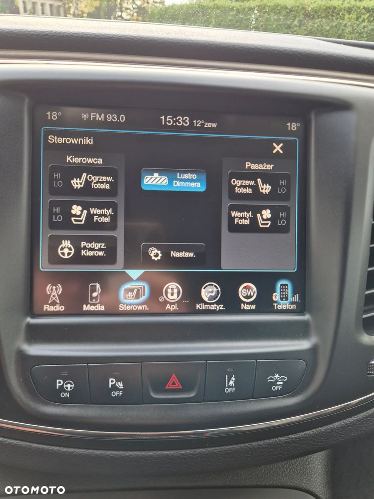 Chrysler 200 - 17