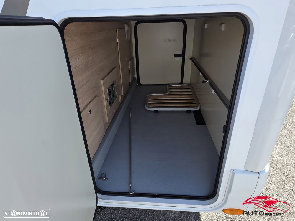 Giottiline Siena 390 Cama Central 5 Lugares - 18
