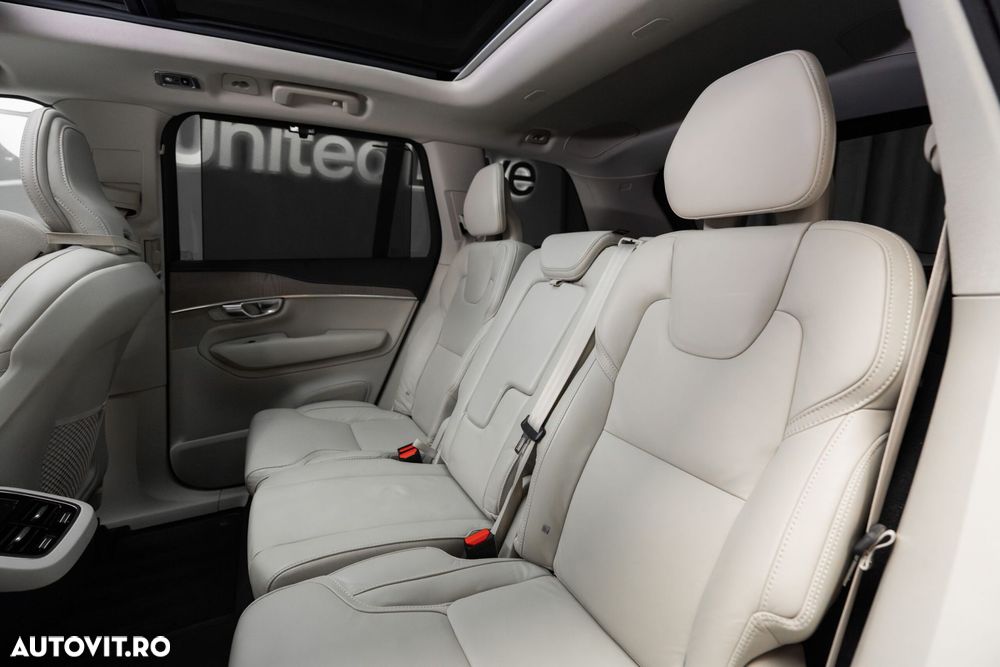 Volvo XC 90 - 35