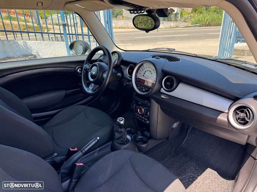 MINI Coupé Cooper SD - 32