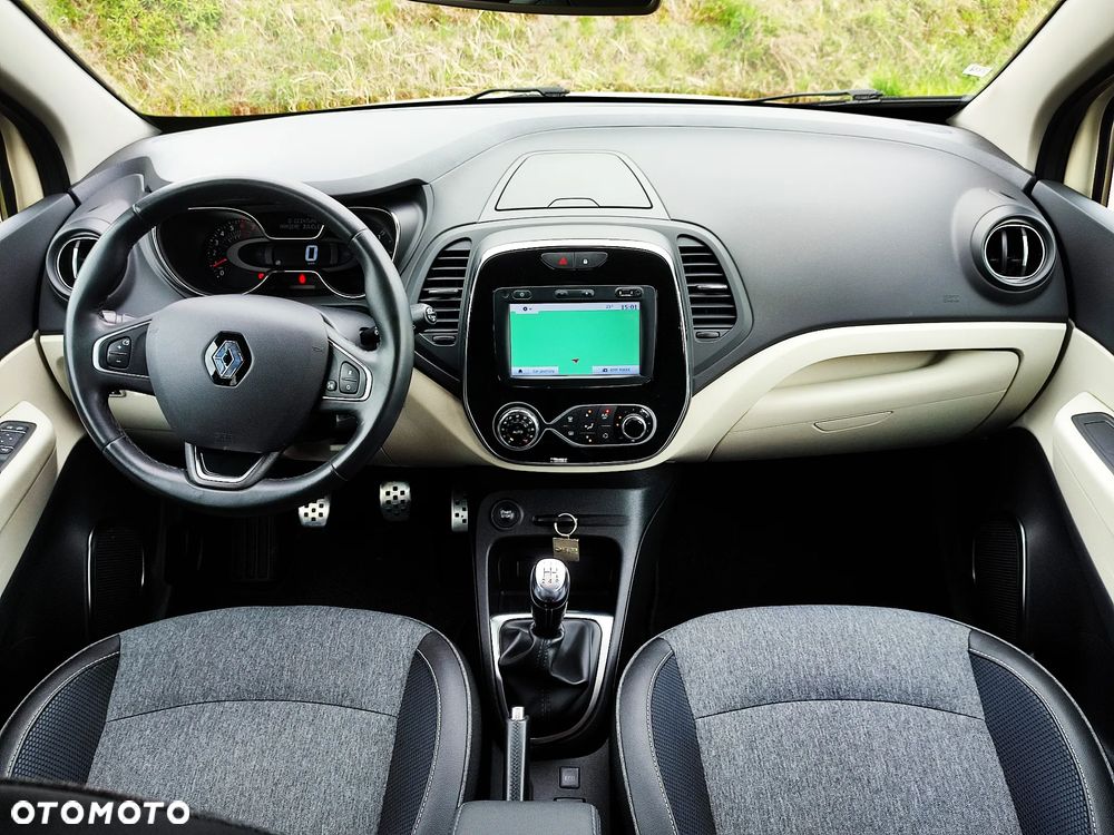Renault Captur - 31
