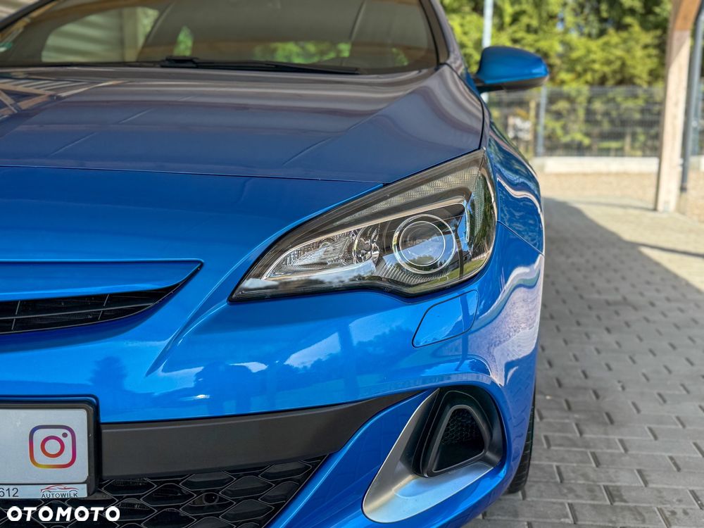 Opel Astra OPC - 12