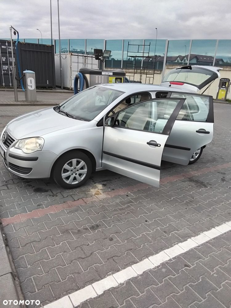 Volkswagen Polo - 5