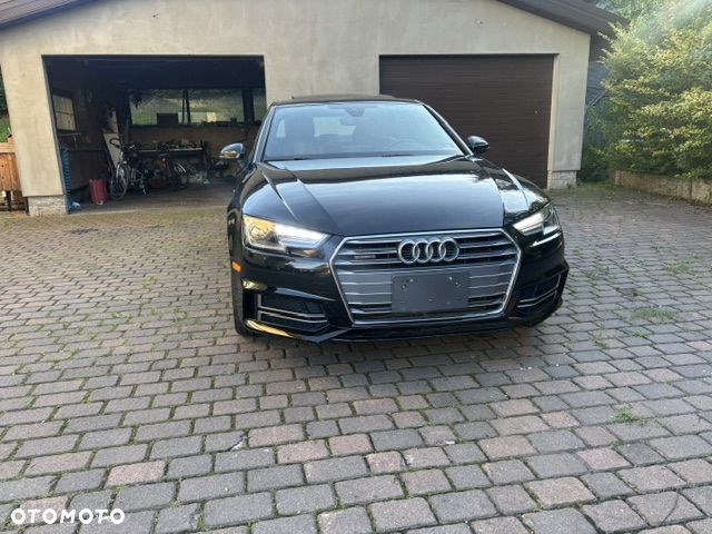 Audi A4 Limousine - 3