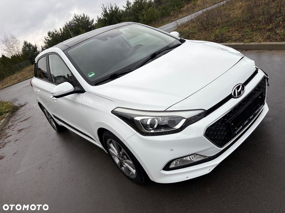 Hyundai i20 1.2 Intro Edition - 32