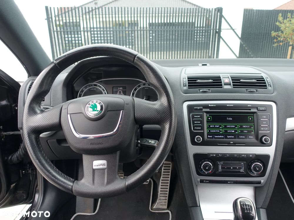 Skoda Octavia 2.0 TDI CR DPF RS - 15