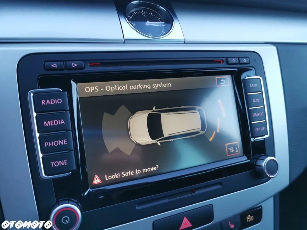 Volkswagen Passat Variant - 33