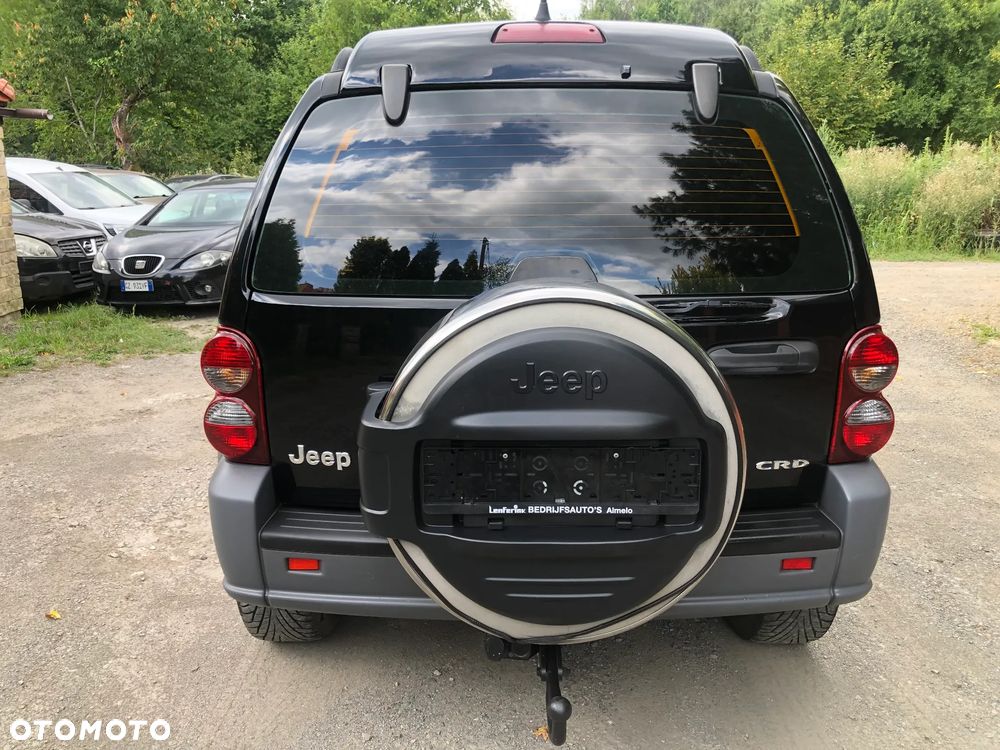 Jeep Cherokee - 4