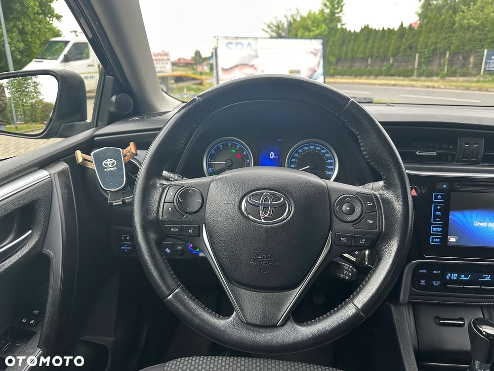 Toyota Corolla 1.6 Prestige MS - 5