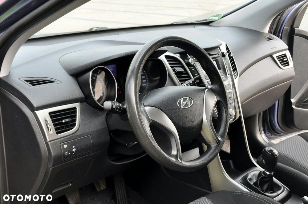 Hyundai i30 - 22