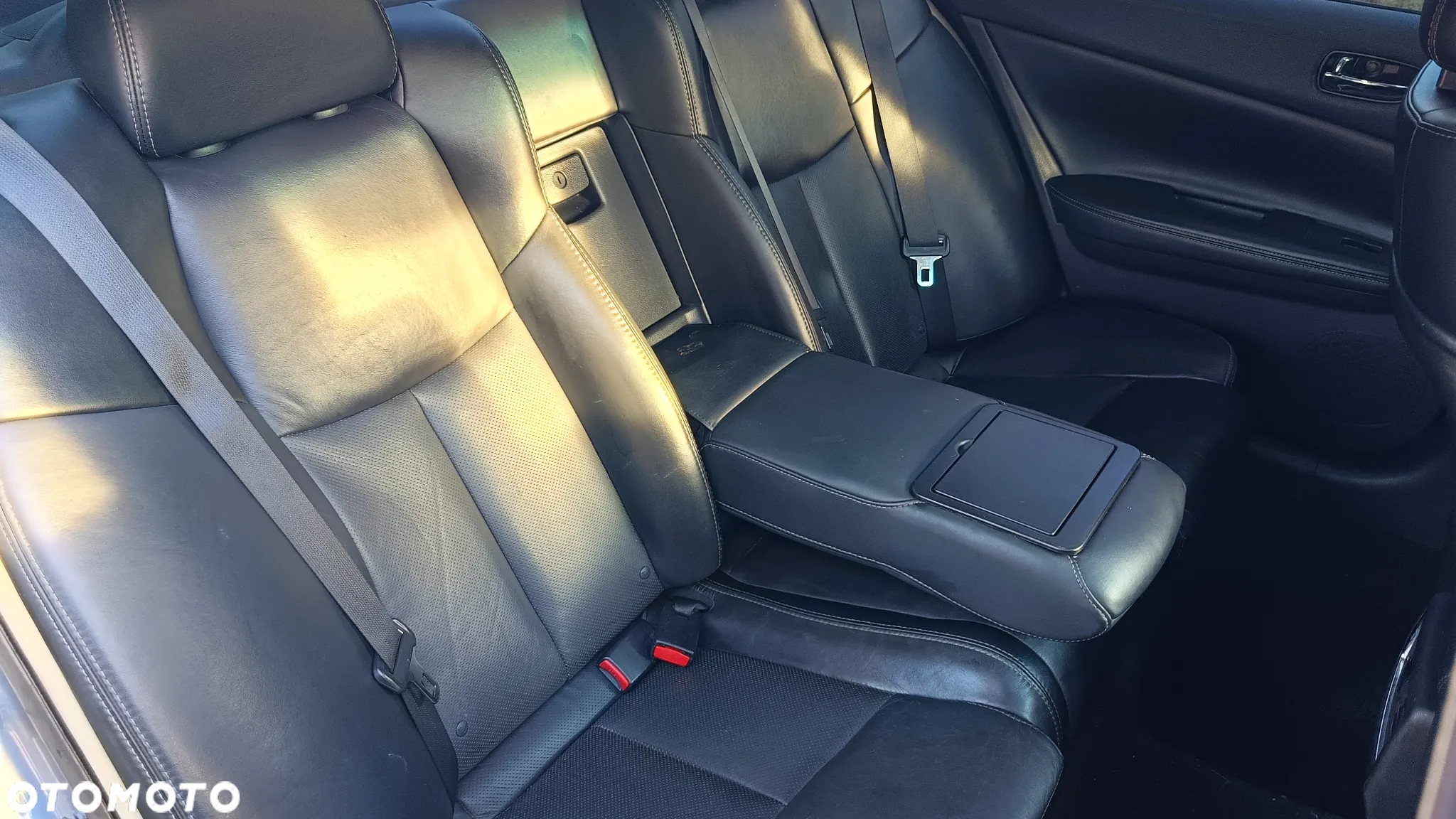 Nissan Maxima 3.5 S - 27