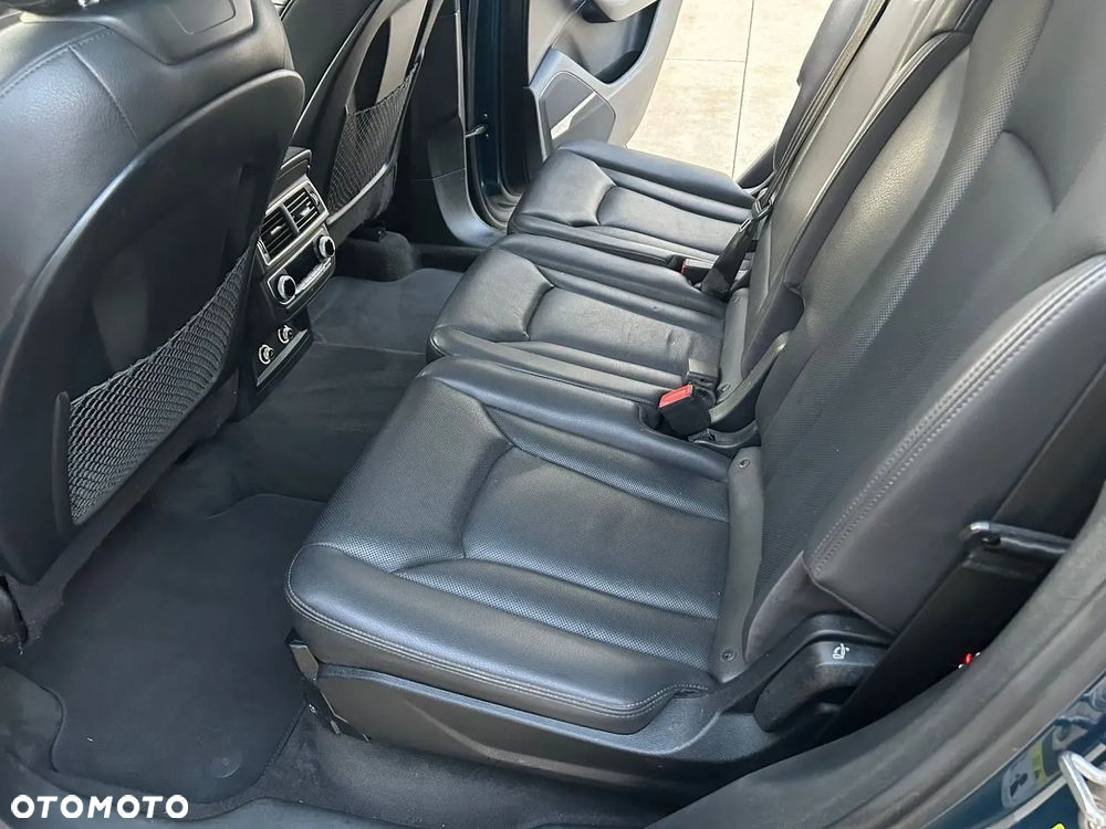 Audi Q7 - 6