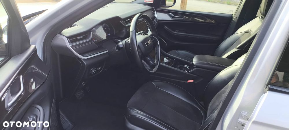 Jeep Grand Cherokee - 6