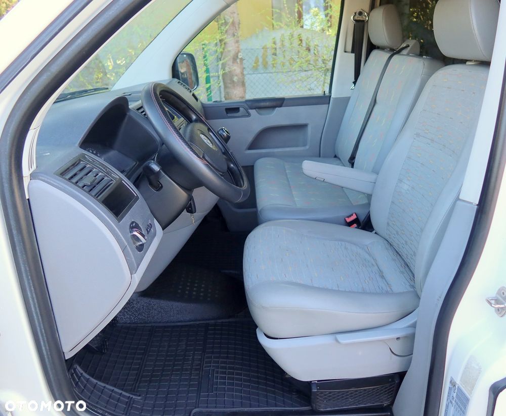 Volkswagen Transporter - 9