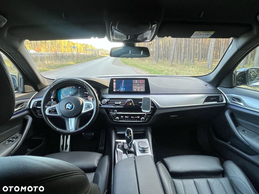 BMW Seria 5 520d M Sport Edition - 24