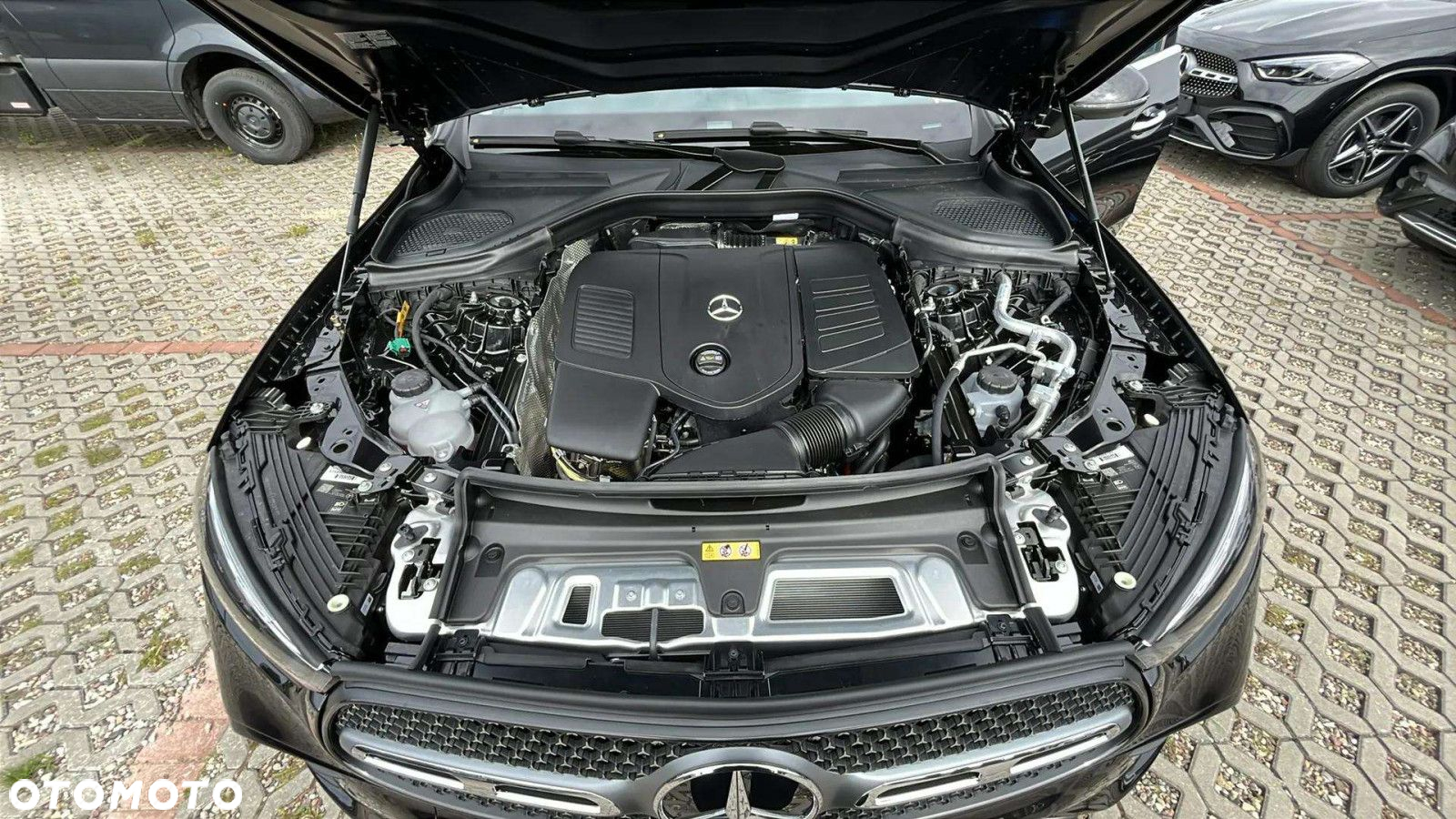 Mercedes-Benz GLC - 16