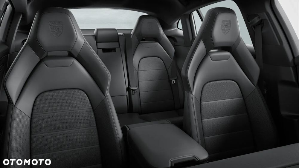 Porsche Panamera 4 - 8