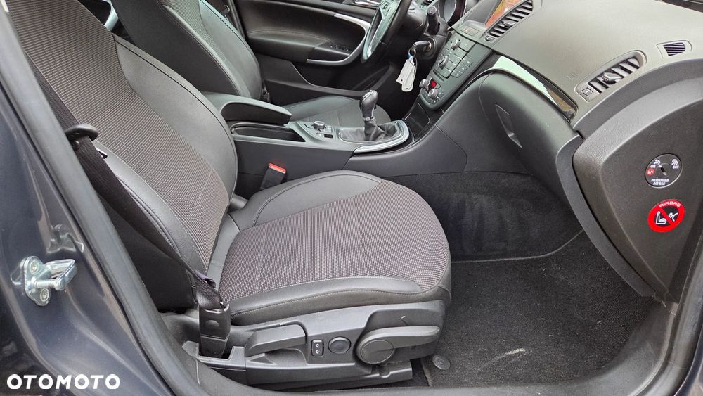 Opel Insignia 1.6 T Cosmo - 30