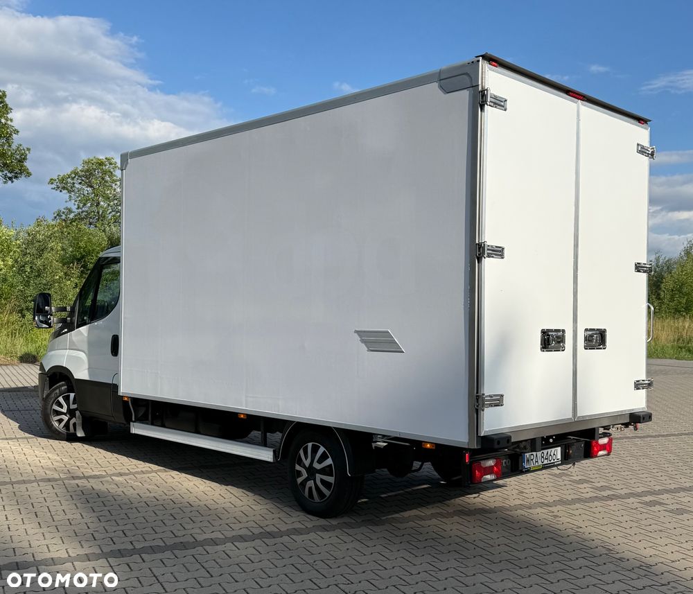 Iveco DAILY 35S15 - 10
