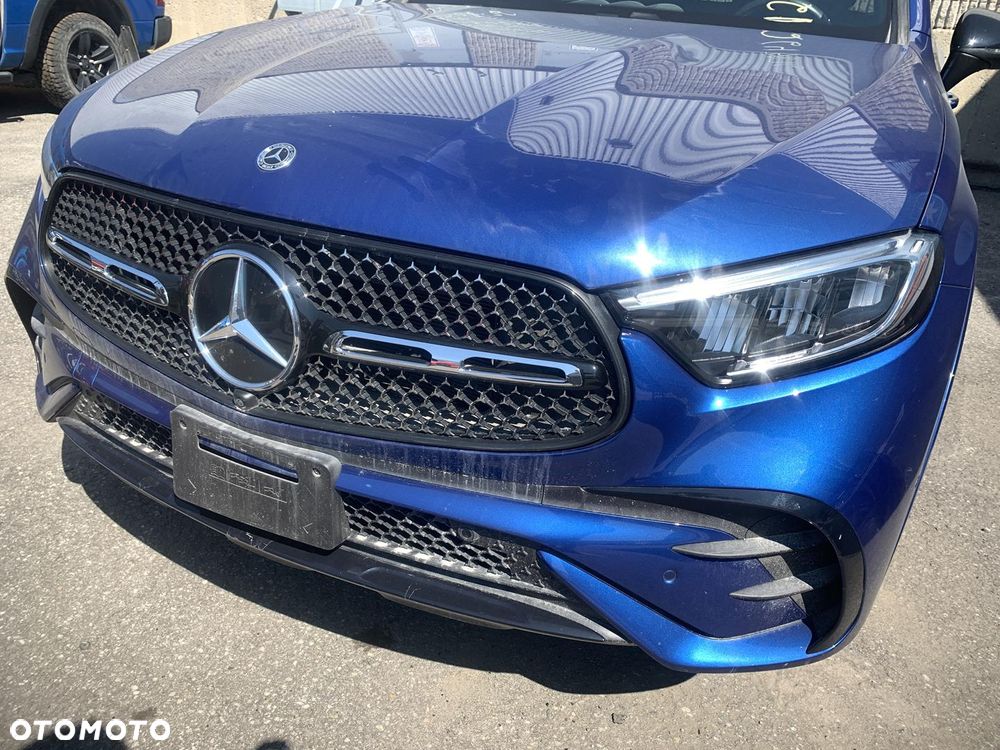 Mercedes-Benz GLC 300 mHEV 4-Matic AMG Line - 11